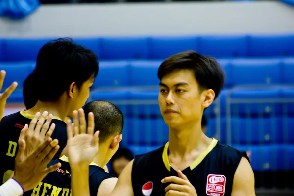 CLS cavaleiros da Indonésia no basquete toa Tailândia abrir phuket Campeonato 2012 — Fotografia de Stock