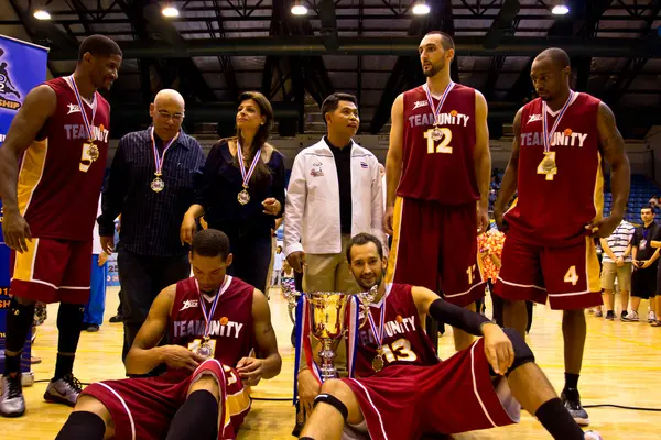 Team Unity de Estados Unidos consigue una medalla de oro en el TOA Thailand Open 2012 Phuket Championship —  Fotos de Stock