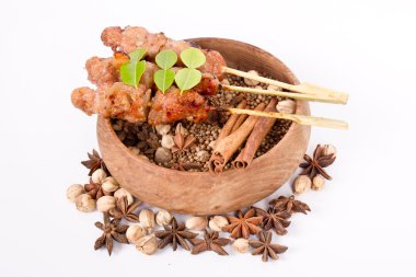 Tayland usulü ızgara domuz eti.