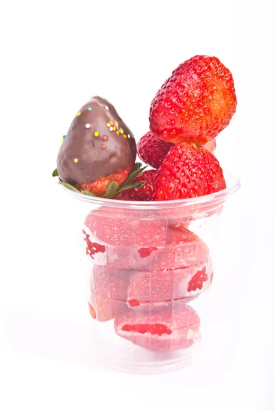 草莓白底隔离 — 图库照片