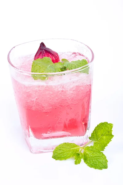 Розельский сок с сушеным цветком Розель — стоковое фото
