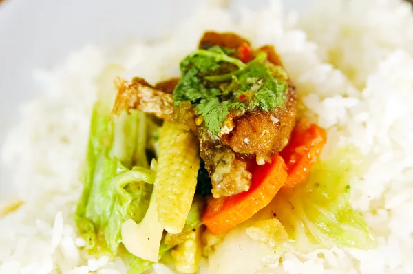 Ложка тайской еды — стоковое фото