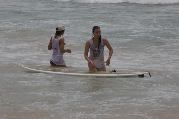 Kata beach, Phuket Thailand - September 6: Unidentified particip — Stock Photo, Image