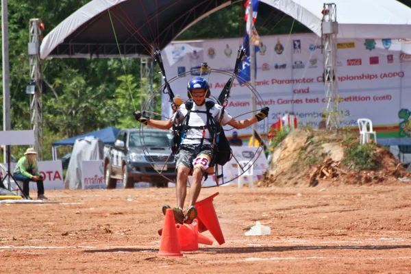 普吉岛，泰国-11 月 15 日： 不明的竞争对手 — 图库照片
