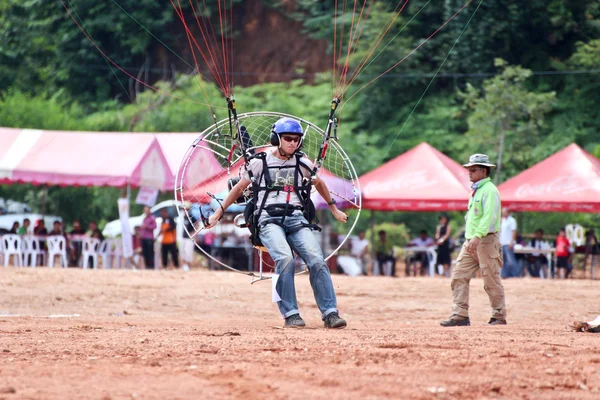 Phuket, Tayland - 15 Kasım: tanımlanamayan rakip — Stok fotoğraf