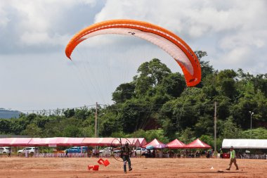 Phuket, Tayland - 15 Kasım: tanımlanamayan rakip