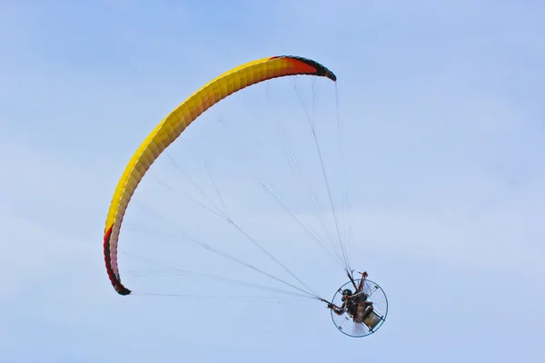 Phuket, Tayland - 15 Kasım: tanımlanamayan rakip — Stok fotoğraf