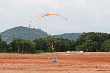 Phuket, Tayland - 15 Kasım: tanımlanamayan rakip