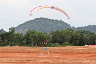 Phuket, Tayland - 15 Kasım: tanımlanamayan rakip