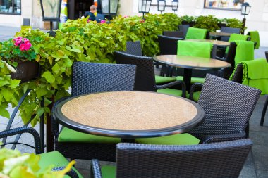 Yaz Café tablolar