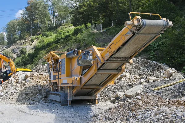 Máquina para triturar hormigón — Foto de Stock