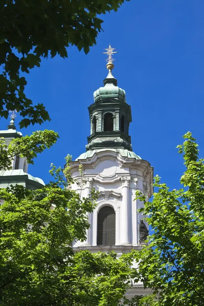 Eine der Kuppeln der Kirche — Stockfoto
