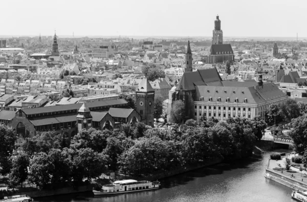 Der Blick vom Turm der Kathedrale des Heiligen Johannes des Täufers — Stockfoto