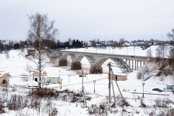 Rusko Tver Oblast Staritsa Most Přes Řeku Volhu Zima Řeka — Stock fotografie