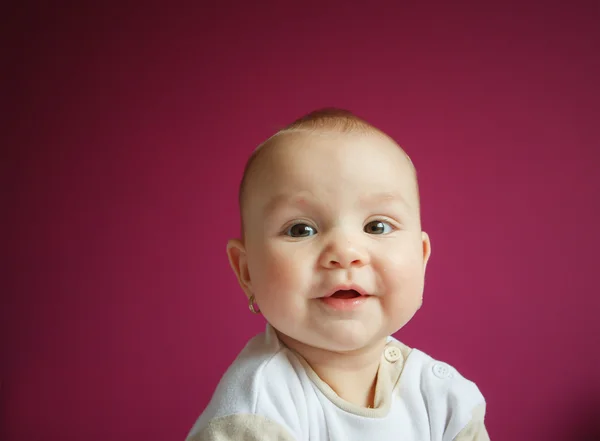 Porträt eines 9 Monate alten Mädchens — Stockfoto