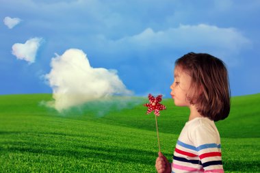 güzel kız esen bir yel değirmeni