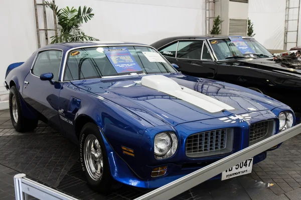 BANGKOK - 22 GIUGNO Firebird Transam Custom 1973 in mostra al The — Foto Stock