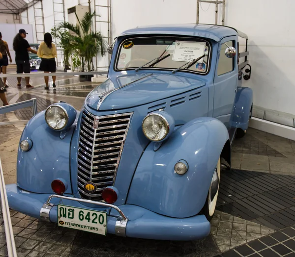 BANGKOK - JUNHO 22 Fiat 1100 em exposição no 36th Bangkok Vinta — Fotografia de Stock