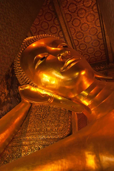 Reclining Buddha — Stock Photo, Image