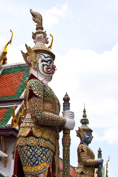 Thajském stylu obří socha — Stock fotografie