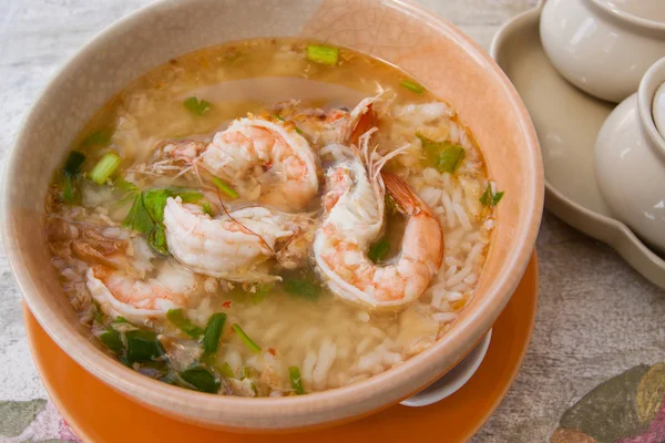 THAI RICE SOUP WITH SHRIMP — Stock Photo, Image