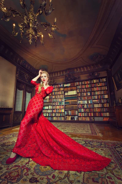 Lady in red dress — Stock Photo, Image