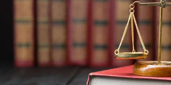 Concepto Ley Legal Justicia Libro Leyes Abierto Con Mazo Jueces —  Fotos de Stock
