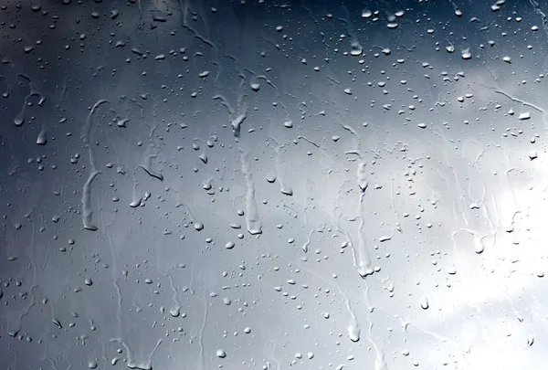 Día lluvioso.Tormenta y ventana — Foto de Stock