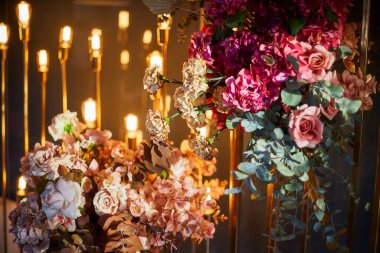 cozy atmosphere of the restaurant, retro light bulbs