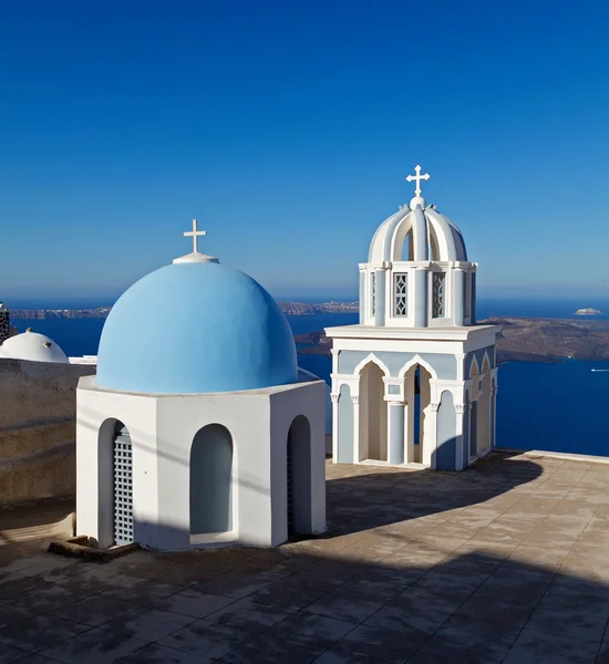 Chuch fira içinde. Santorini. Yunanistan. — Stok fotoğraf