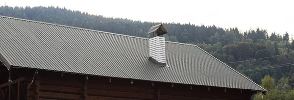 Roof Covered Metal Tiles Roofing Wooden House — Stock Photo, Image