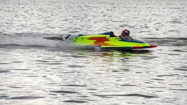 Sport Motorbootrennen Geschwindigkeit Wassersport Wettbewerb Auf Dem Wasser Einem Sonnigen — Stockfoto
