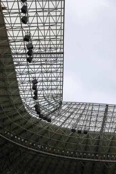 Boş ARENA LVIV STADIUM 'un iç görünümü.