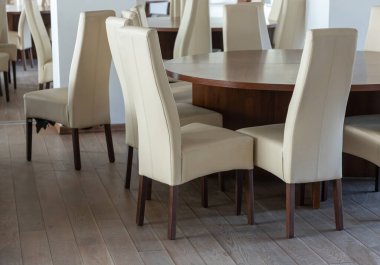 soyut modern iç kafe veya yuvarlak köşeli koltuklar ile Toplantı.