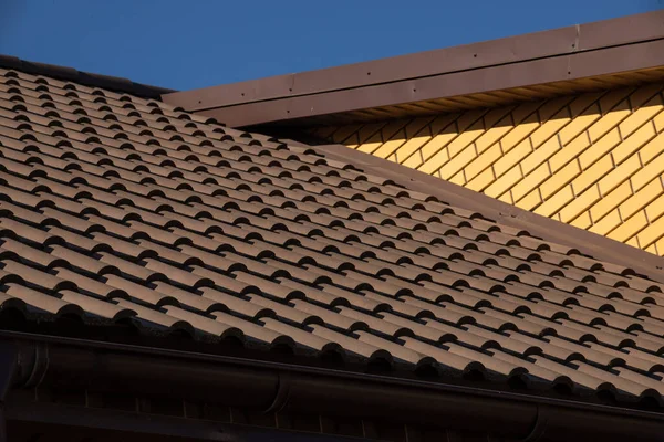 Blachy Dachowe Nowoczesne Rodzaje Pokryć Dachowych — Zdjęcie stockowe
