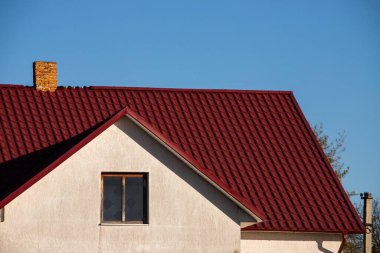 Çatı metal levhaları. Modern çatı malzemesi türleri.