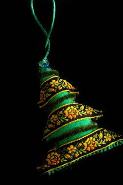 El yapımı Noel oyuncağı, Noel oyuncağı ringa kemiği ağacı, çuval bezi.