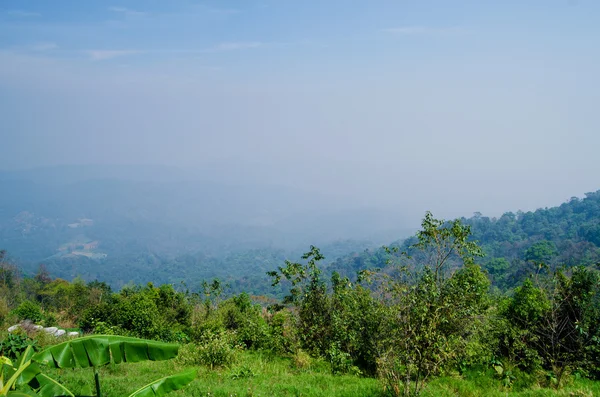 Vacker utsikt från berget i thailand — Stockfoto