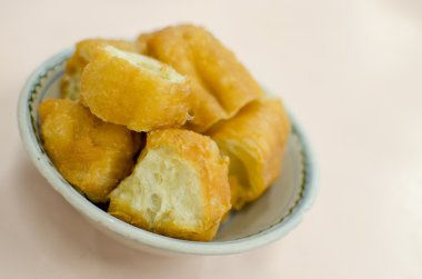 derin kızarmış mantı, karidesli, dim sum