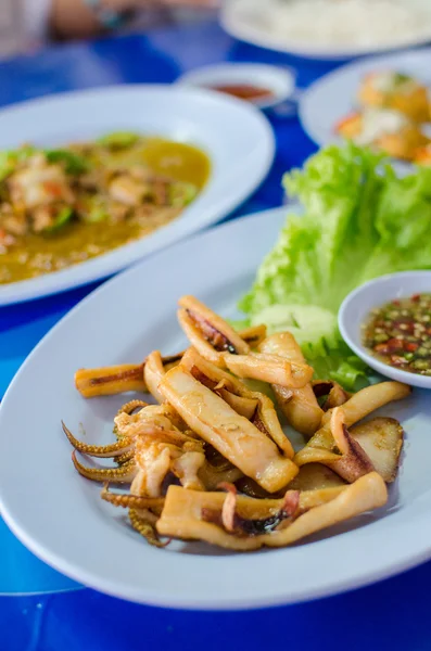 Frittierter Tintenfisch — Stockfoto