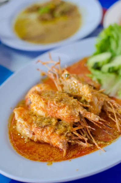 Fried shrimp in chili sauce — Stock Photo, Image