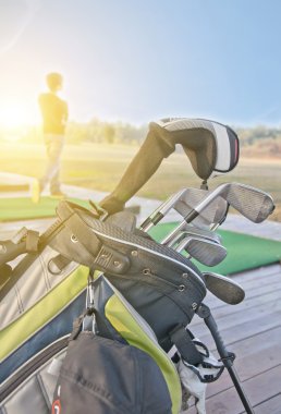 Gençlik pratik golf