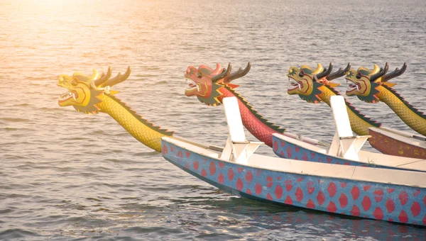 Barco de dragón — Foto de Stock