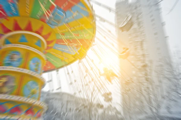 Flying swing in park — Stock Photo, Image