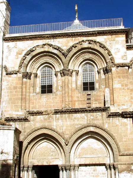 Jeruzalem Heilige Sepulchure gable 2012 — Stockfoto