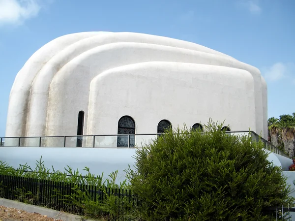 Tel Aviv Hechal Yehuda Synagogue white walls 2010 — Stock Photo, Image