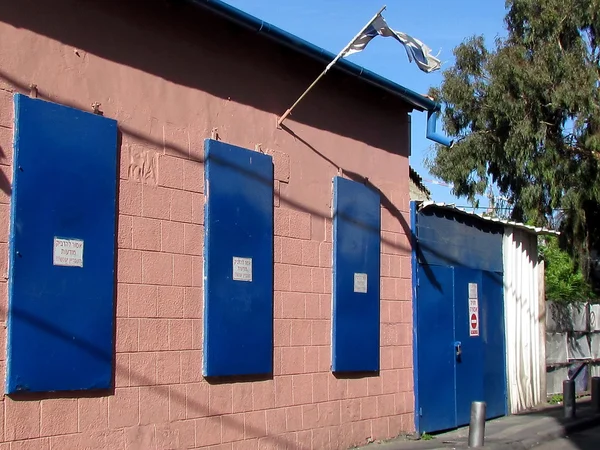 Tel Aviv Neve Tsedek Blue Shutters 2011 — Stock Photo, Image