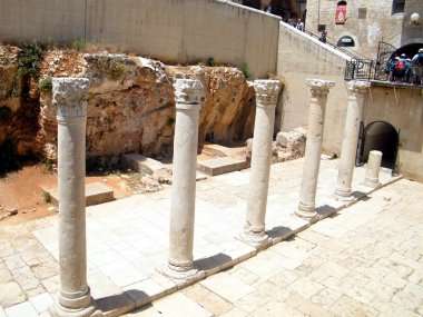 Kudüs Yahudi Mahallesi 2010 Roma sütunları