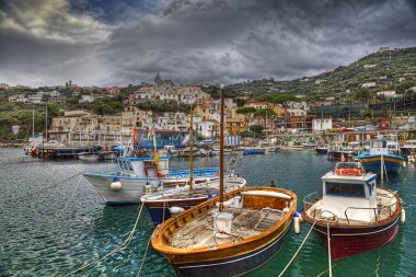 Bir Massa lubrense, İtalyan balıkçı köyü hdr