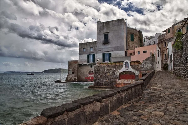 Pueblo pesquero Isla Celsea Ischia Italia — Foto de Stock
